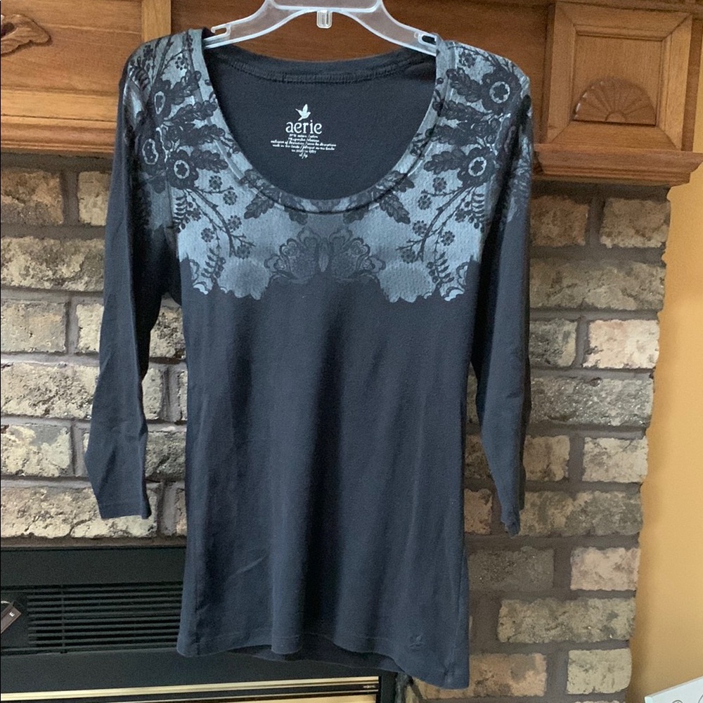 Aerie black floral look knit tee size xl guc